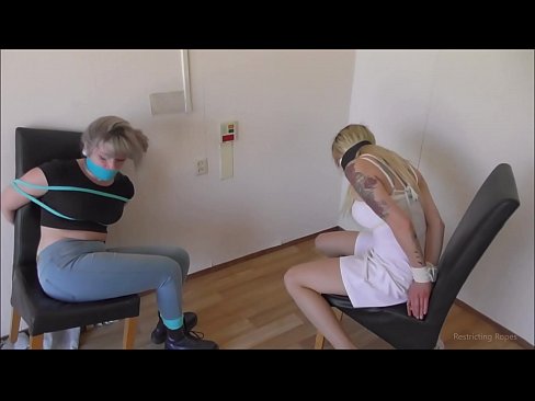 ❤️ Addictus / ligatus et clausus / puella in tribulatione Anal video ad nos la.com-porn-mz.ru